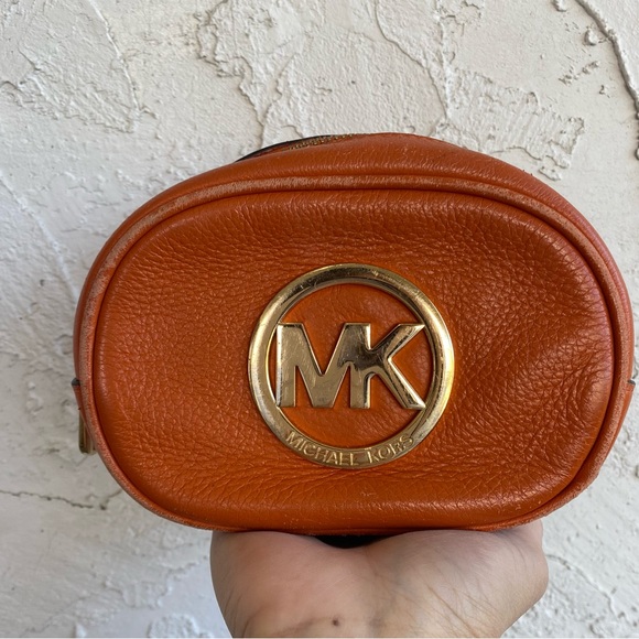 Michael Kors Leather Pouch - Picture 1 of 9